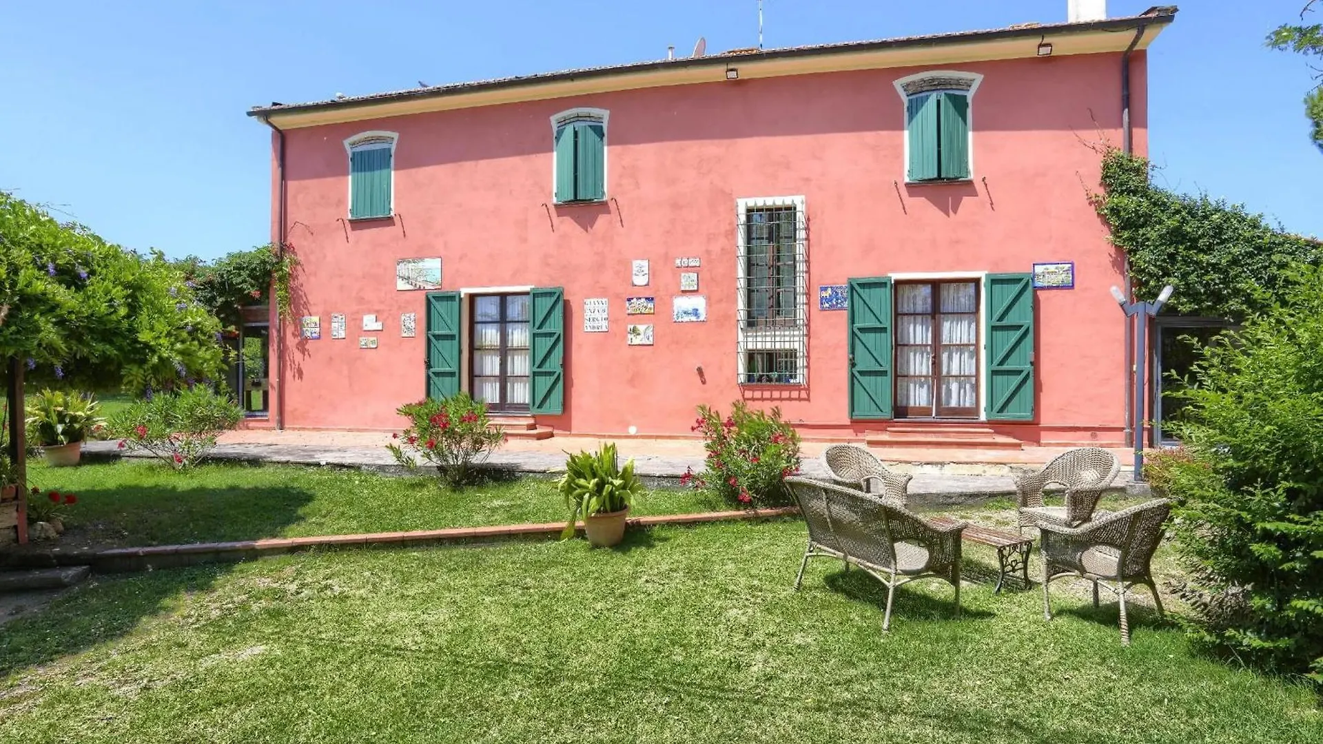 Aweshomeitaly - Villa San Martino Croce del Magno Italy